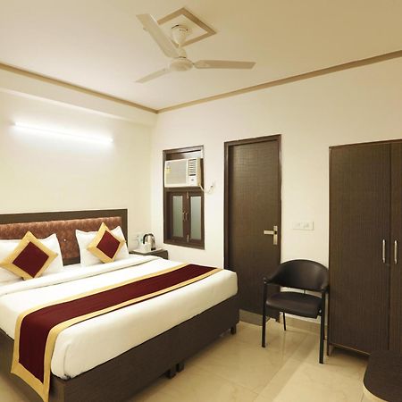Hotel The Ocean Near Igi Airport New Delhi Buitenkant foto