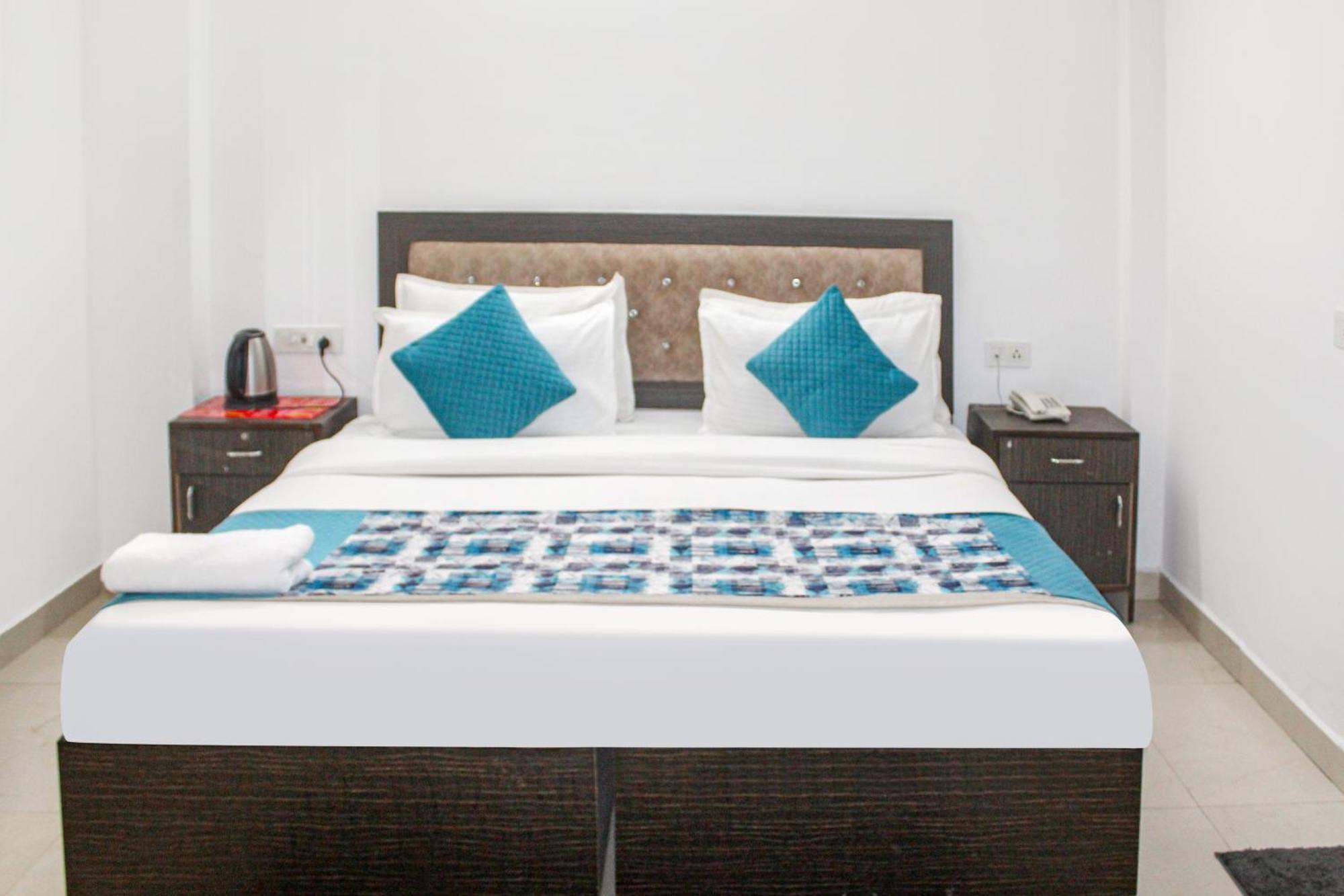 Hotel The Ocean Near Igi Airport New Delhi Buitenkant foto